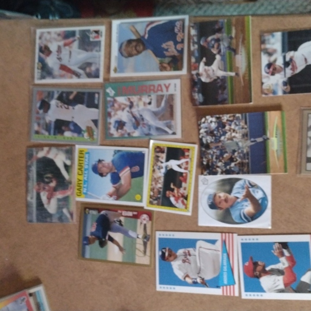 Assorted Baseball Trading Cards - Picture 4 of 4